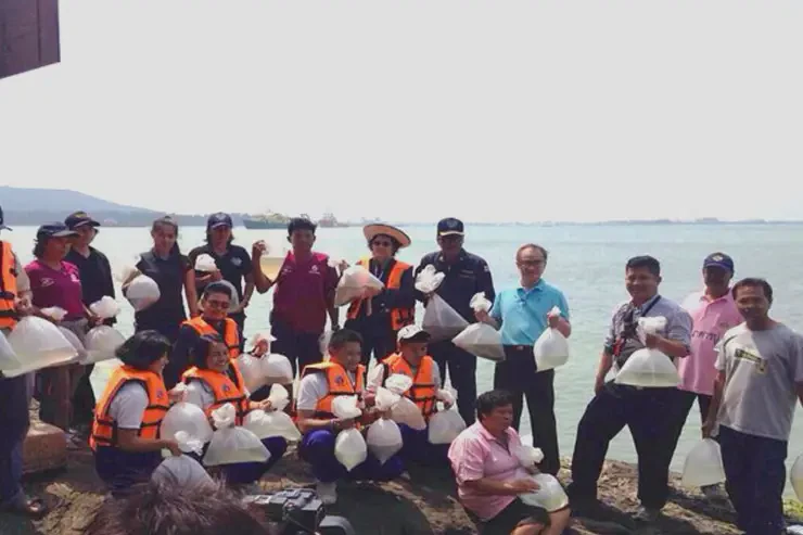PTTEP joins The Crab Hatchery Learning Center opening ceremony