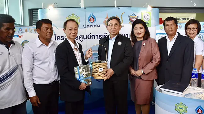 Deputy Prime Minister learns about PTTEP’s Crab Hatchery Model
