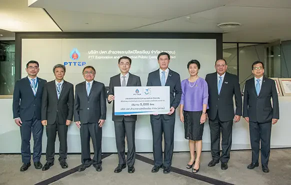 PTTEP supports pure alcohol to Chulalongkorn University To make hand sanitizers provided to general public